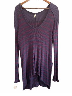 Free People Sunset Park Drippy Thermal Top, V-neck, size Large, EUC